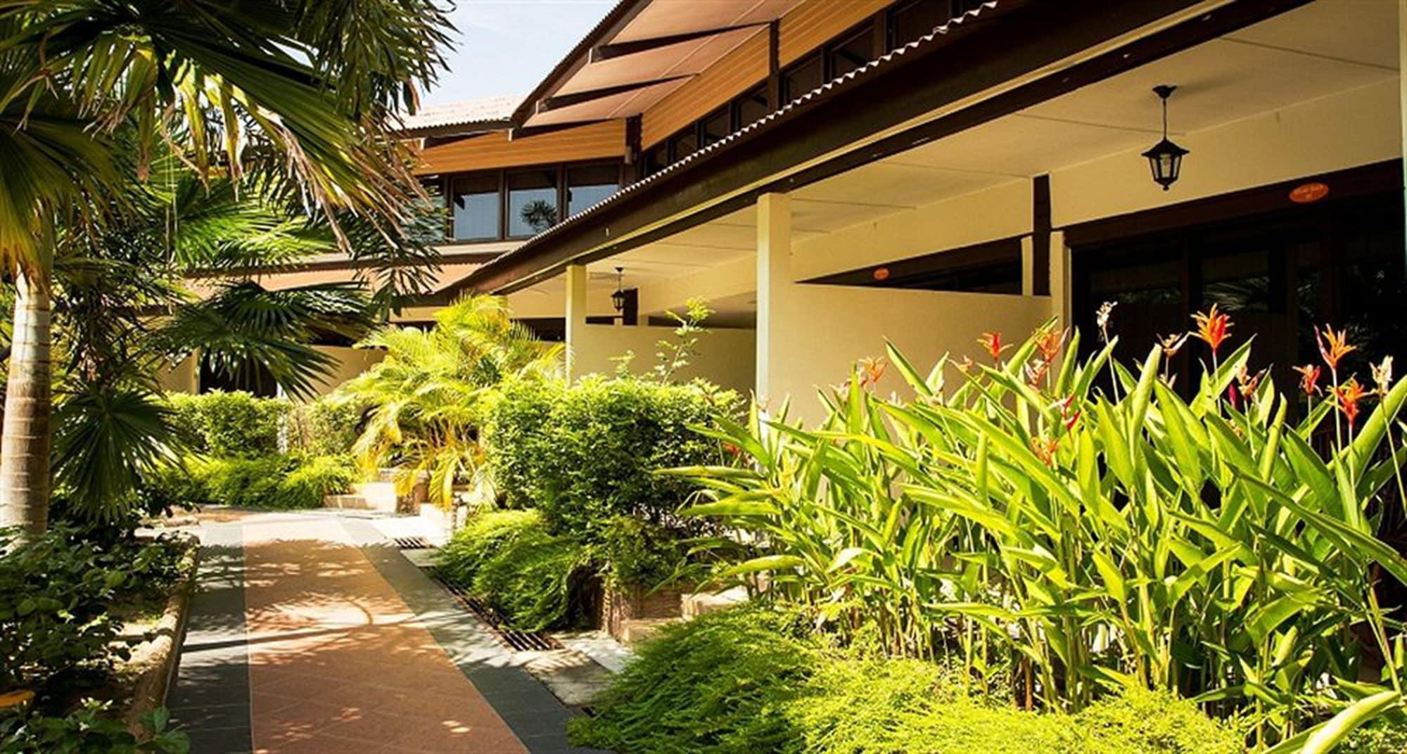 Pangkor Sandy Beach Resort Kampong Pasir Bogak Esterno foto