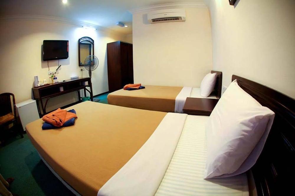 Pangkor Sandy Beach Resort Kampong Pasir Bogak Esterno foto