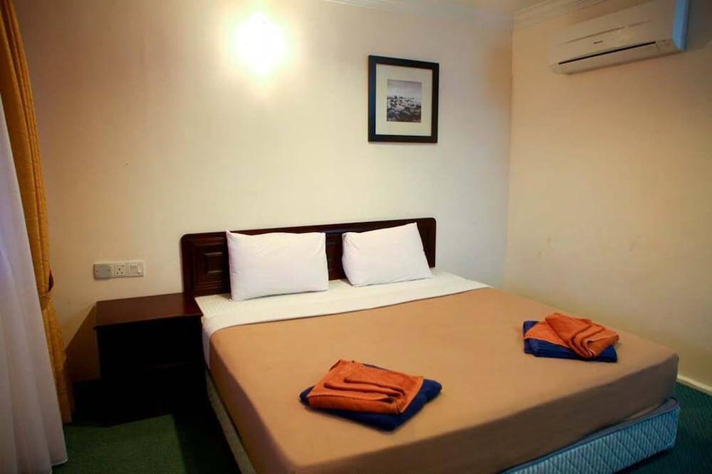 Pangkor Sandy Beach Resort Kampong Pasir Bogak Esterno foto